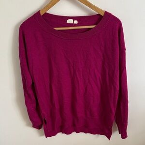 Gap fuchsia sweater size S
